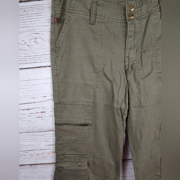 YMI Cropped Cargo Pants - Picture 5 of 11